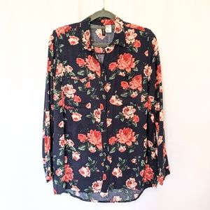 DIVIDED by H+M Navy Floral Button-Down Top